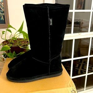 Bjorndal black suede faux Sherpa lined boots size 9